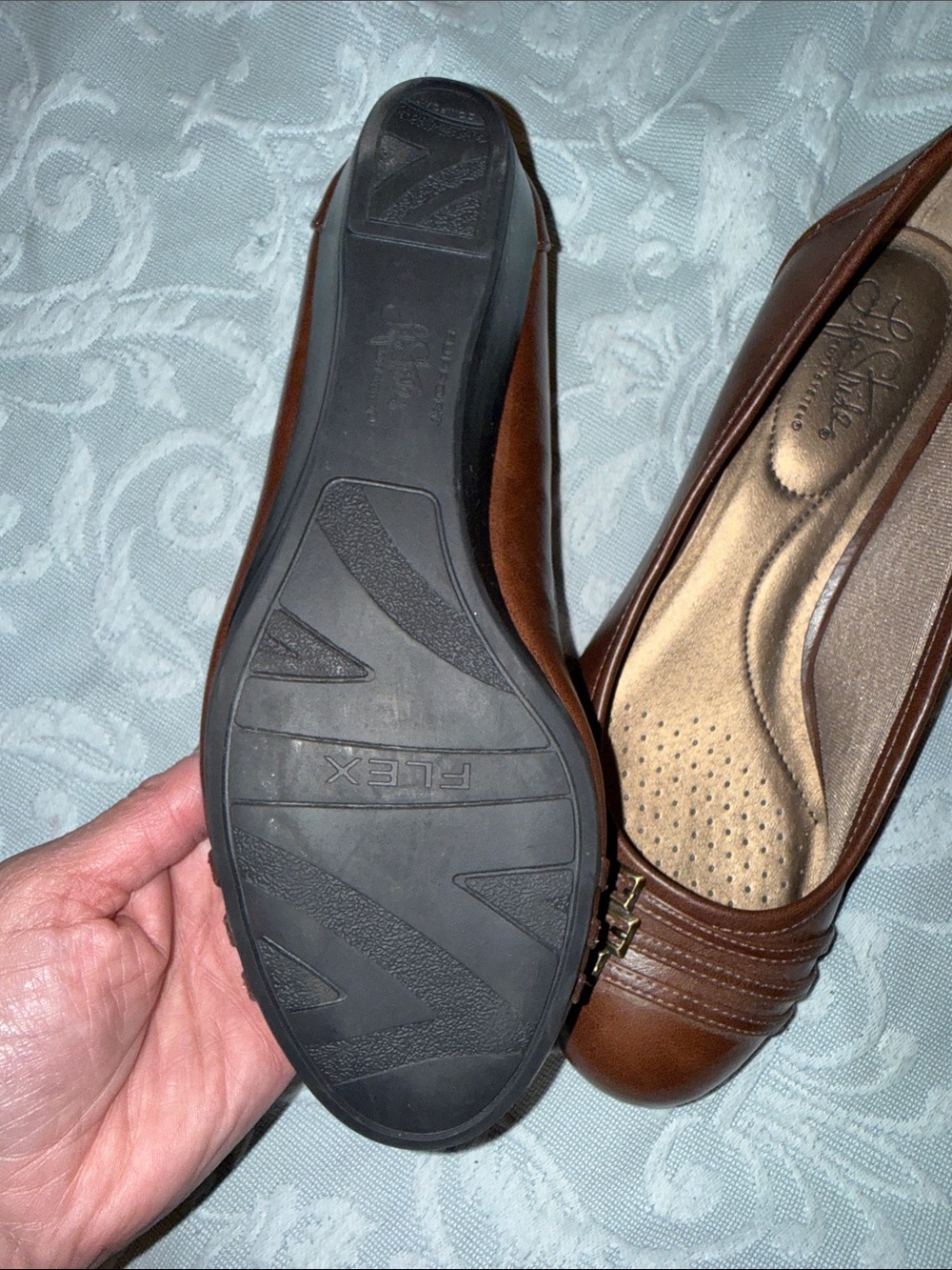 80s Vintage Life Stride Brown Leather Slip-On Ballet Flats with Buckle Detail - Picture 8 of 9